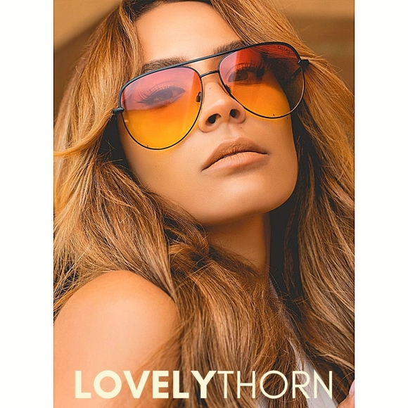 QUAY // ltd ed desi collab oversize black frame orange yellow fade lens aviators - Picture 9 of 16